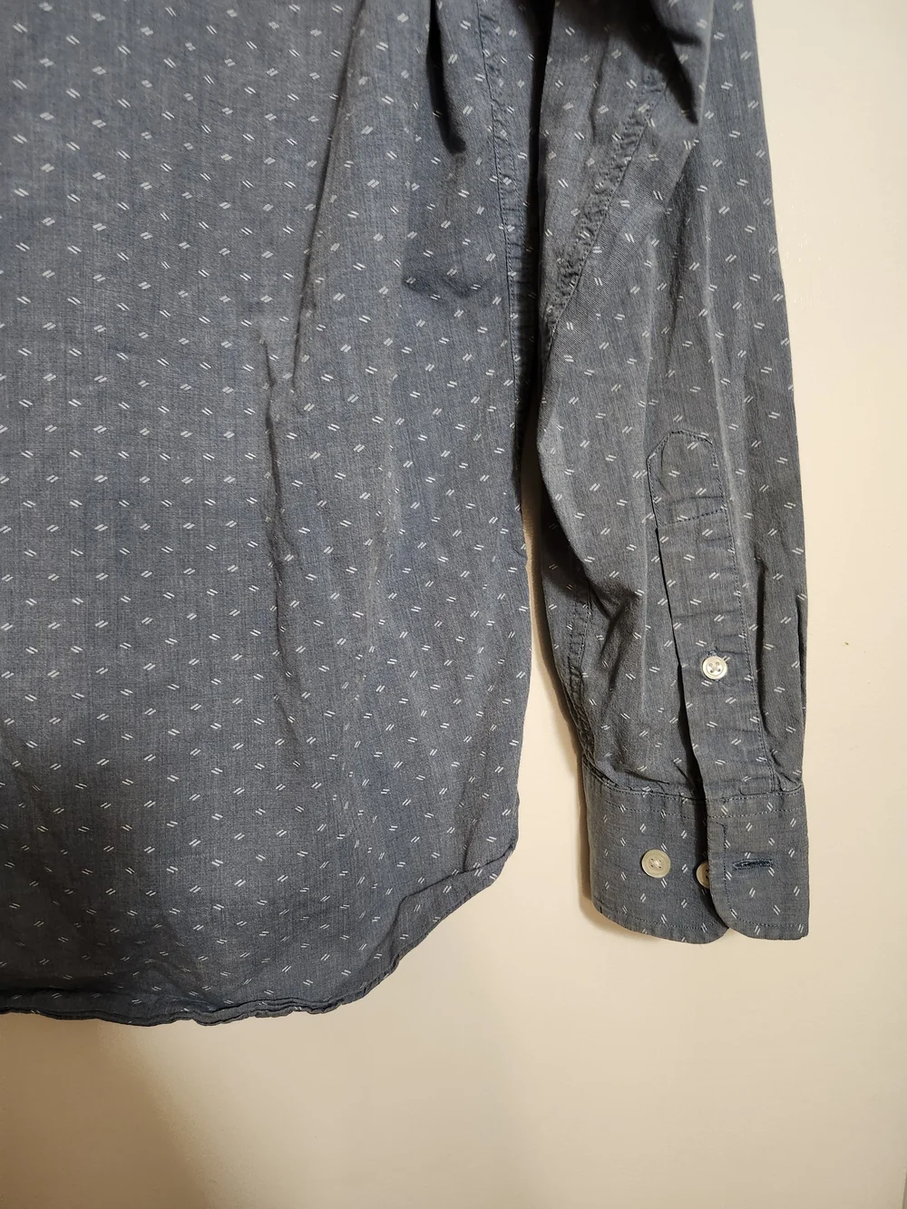 Banana Republic Men's Light Blue Micro-Print Button-Down Shirt - Size Small